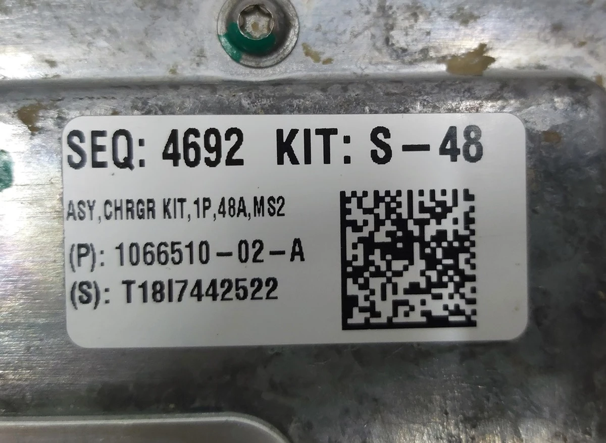 1 Чарджер блок GEN3 48A, 1 фаза в зборі Tesla model S REST 1035647-02-F