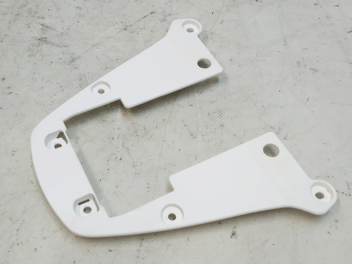 3 Декоративна накладка (пластик) мех. рег. підголівника сидіння 1-го ряду WHITE Tesla Model S REST, Model X 1065501-01-A