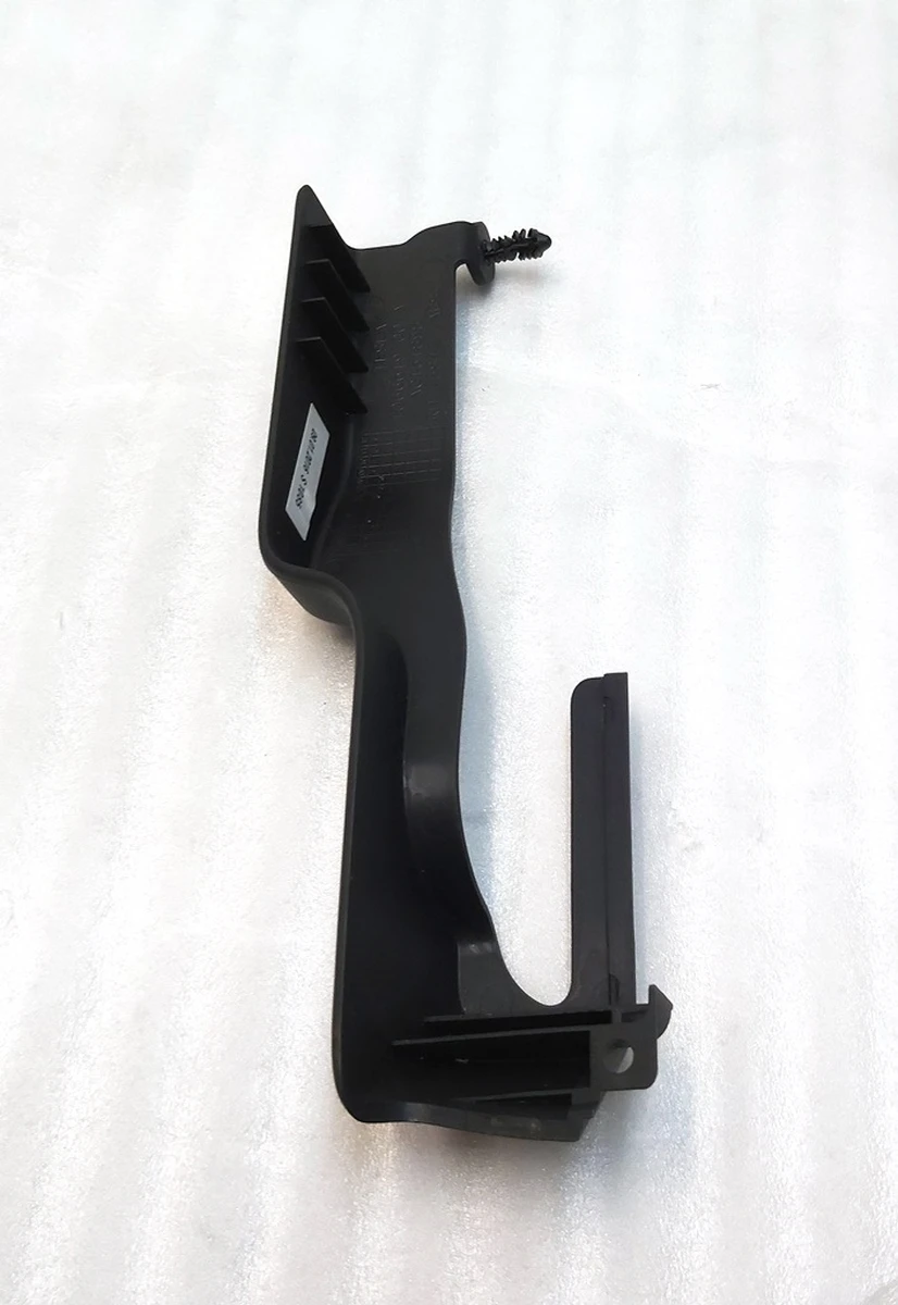 18 MX 1R RAIL CVR ALL SEAT RH INR FRT Tesla model X 1066619-00-A