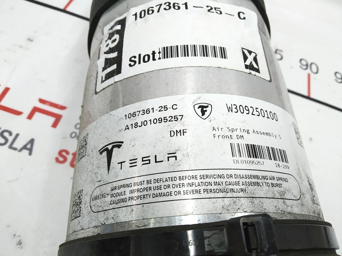 1 Модуль пневмо передній лівий правий AWD MS2 DM Tesla Model S REST 1067361-77-C