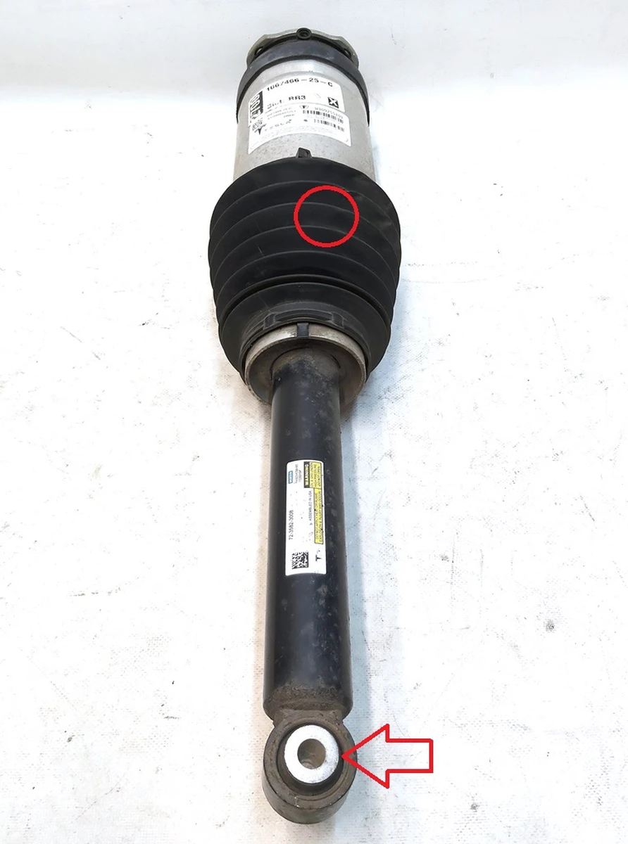 1 Модуль пневмо задний правый AWD с повреждённым сайлентблоком и пыльником Tesla model S REST 1067466-25-C