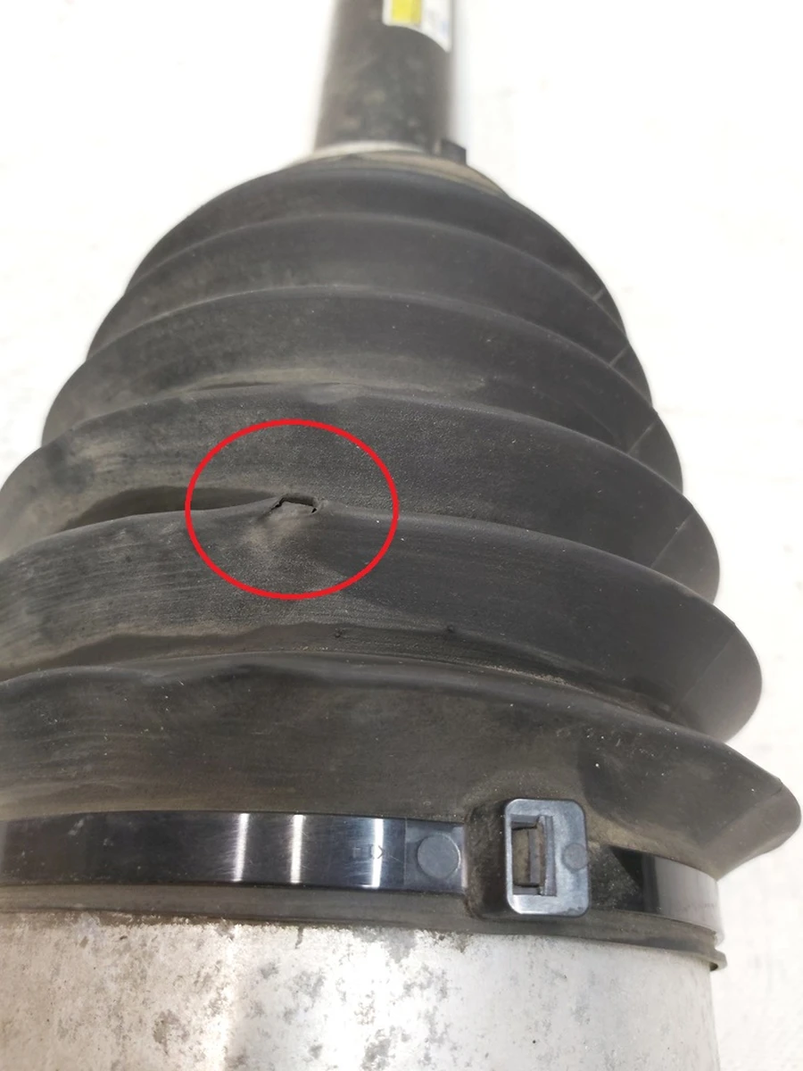 1 Модуль пневмо задний правый AWD с повреждённым сайлентблоком и пыльником Tesla model S REST 1067466-25-C