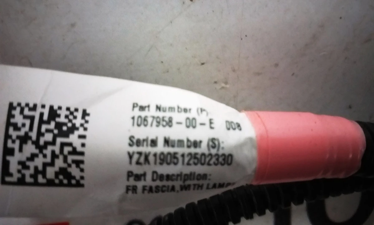 1 Электропроводка бампера переднего (6 парктроников) 2.5АП и выше Tesla Model 3 1067958-00-E