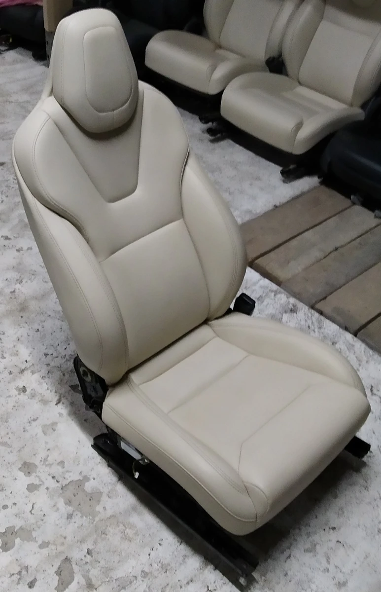 2 Passenger seat assembly PUR CRM (without decorative overlays) Tesla model X 9876524-03-A