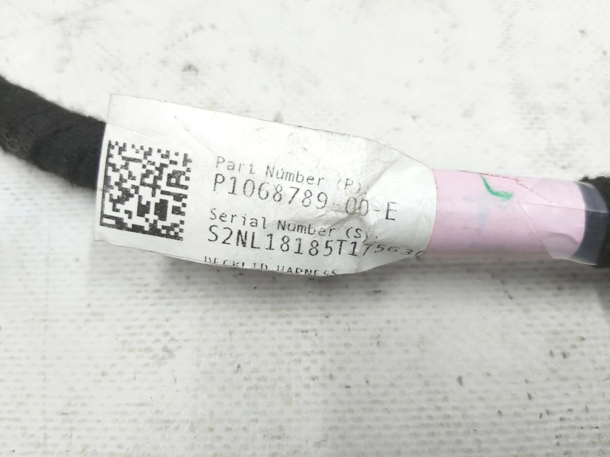 5 ASY,HARN,DECKLID,M3 Tesla model 3 1068789-00-F