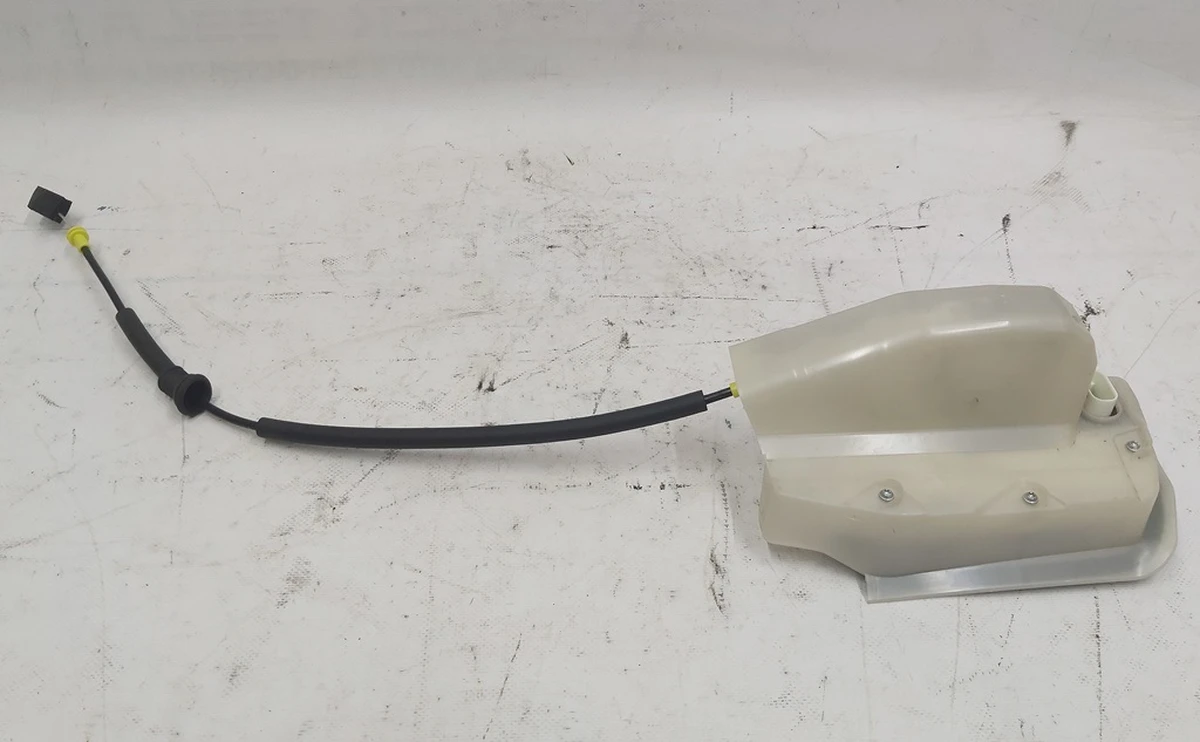 1 Rear left door lock Tesla model 3 1068970-00-M