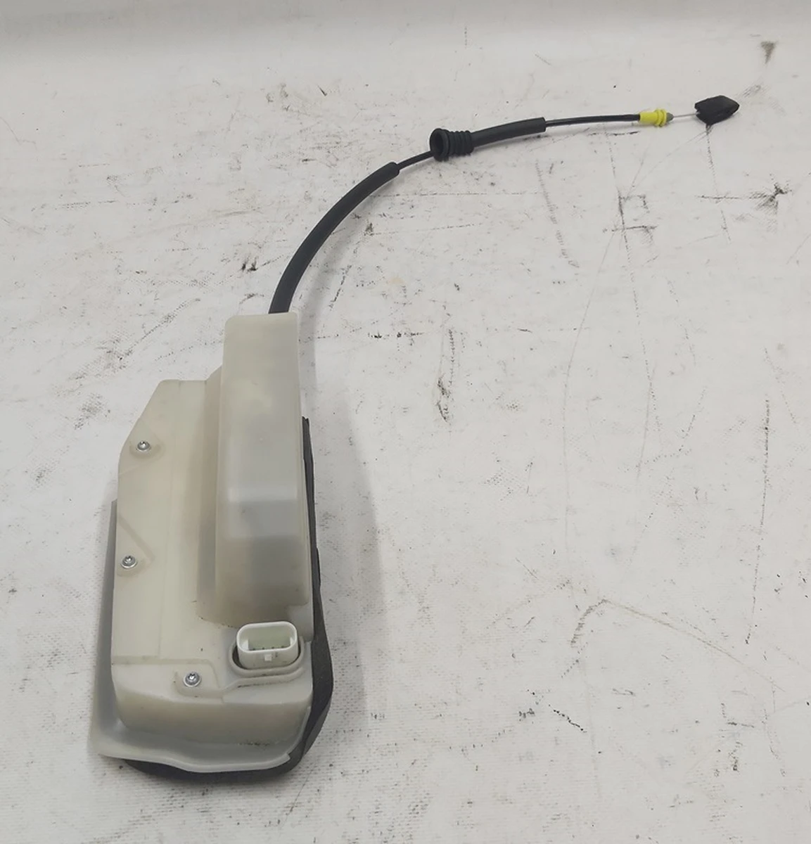 1 Rear left door lock Tesla model 3 1068970-00-M