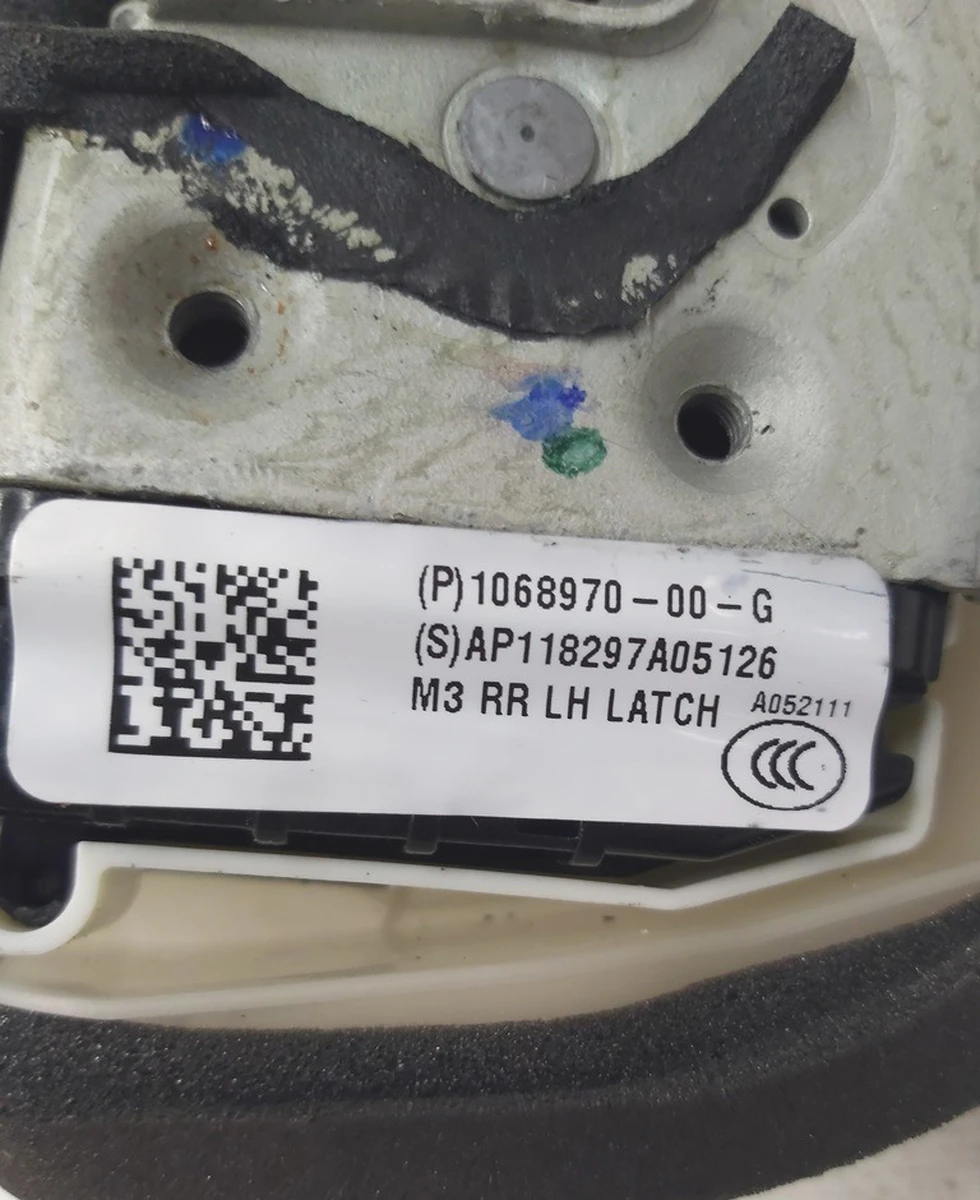 1 Rear left door lock Tesla model 3 1068970-00-M