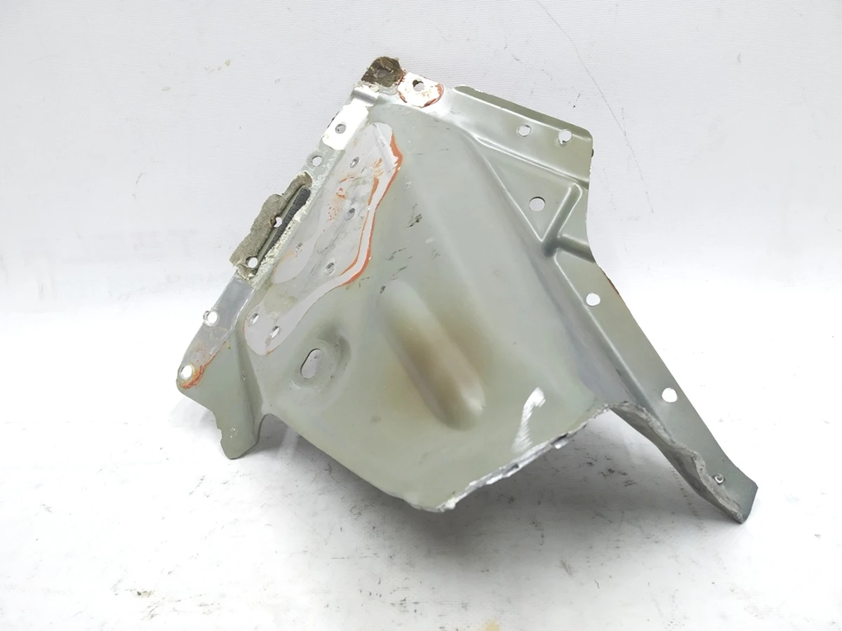 4 Панель опори переднього лівого амортизатора (хвостовик) Tesla model X 1069417-S0-B