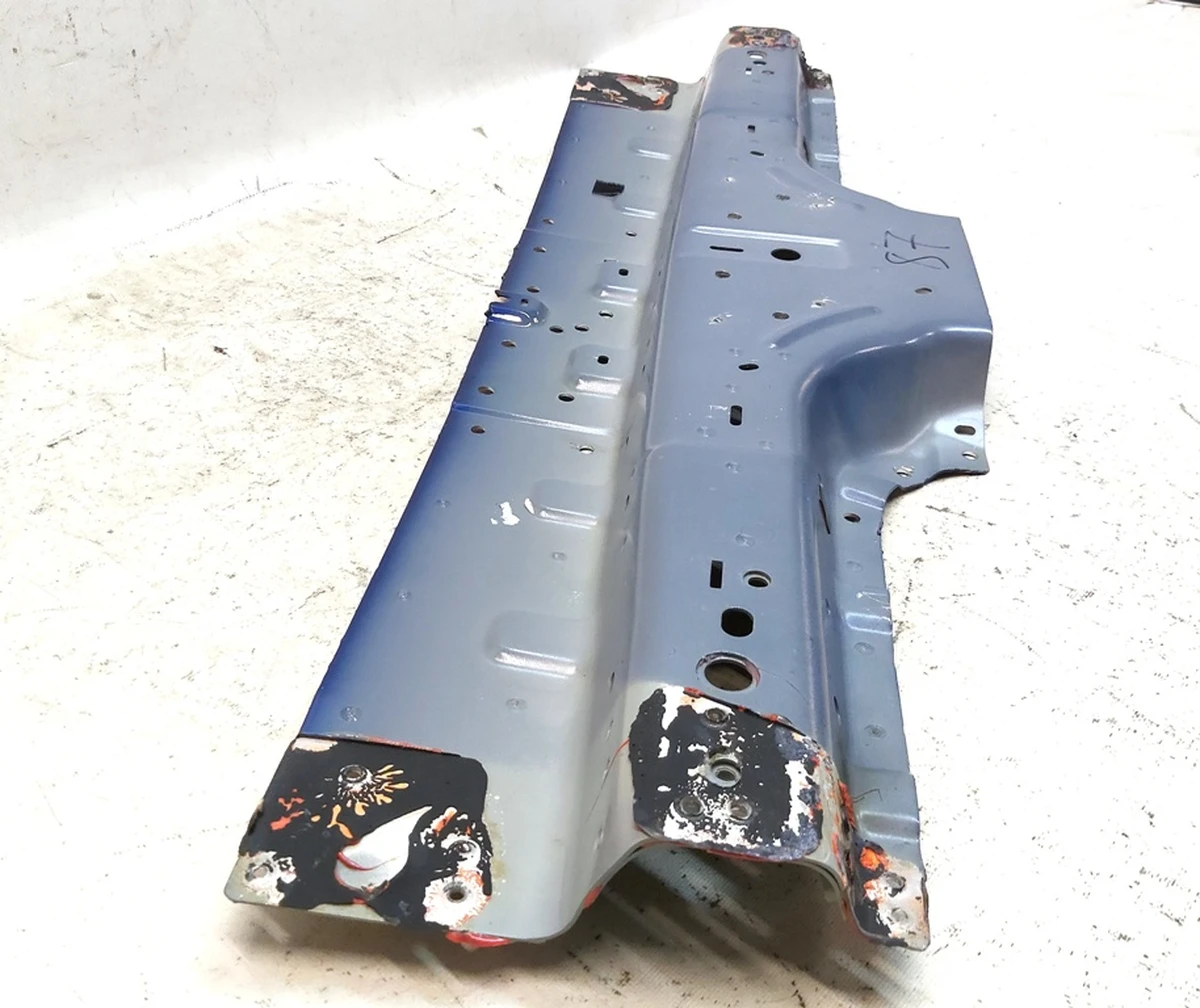 Панель підсилення даху нижня B Tesla Model X 1069459-S0-A