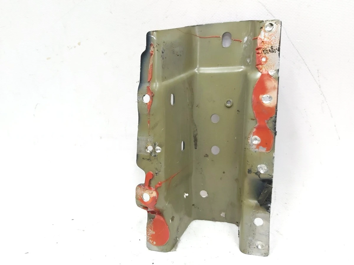 1 Панель кузова чверті задньої правої внутрішньої стійки C Tesla model X 1069464-S0-B