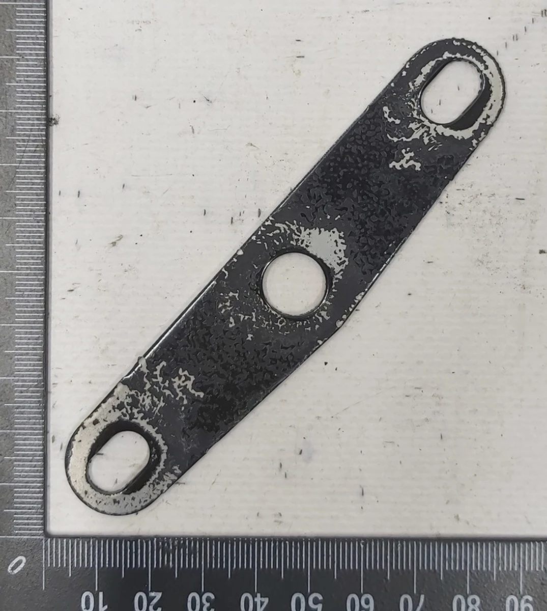 20 Пластина-кронштейн петли вторичной (межсекционной) двери задней Tesla Model X 1072794-00-A