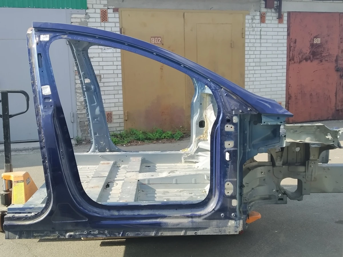 1 Quarter front RH A/B pillar with spar and glass assy Tesla Model X 1073191, 1069431, 1069416
