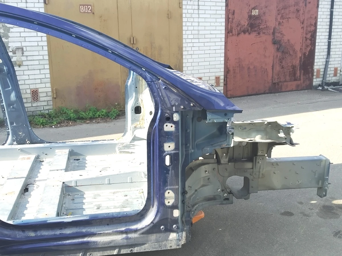 1 Quarter front RH A/B pillar with spar and glass assy Tesla Model X 1073191, 1069431, 1069416