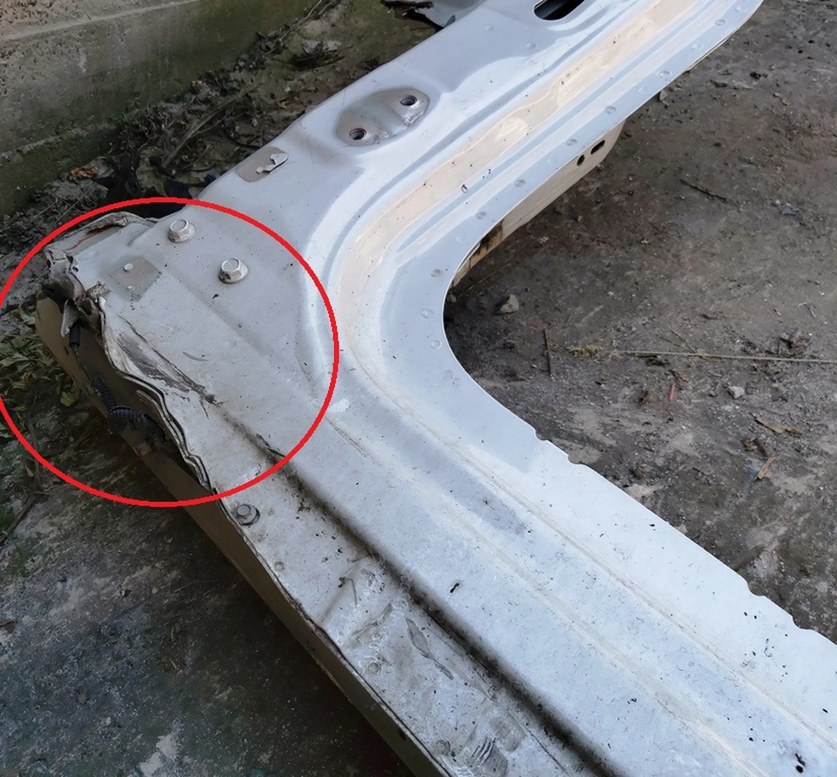 3 Кузовная панель (филенка) стоек А/В левая Tesla model X 1073192-S0-B