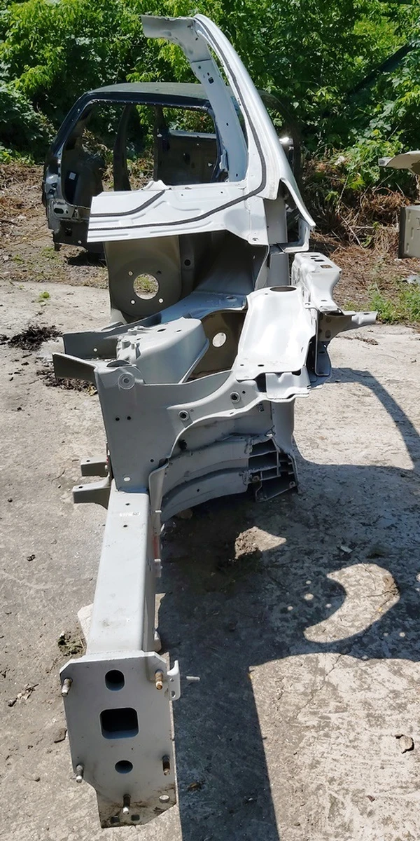 3 Кузов боковая часть левая A/B в сборе с лонжероном, стаканом и полкой крыла Tesla model X 1069415-S0-E