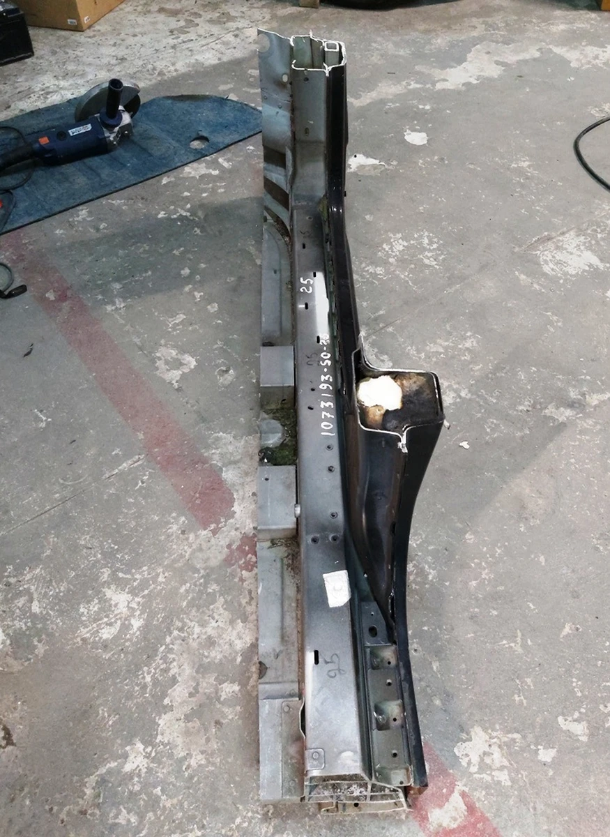 3 A/B strut body panel right lower partTesla model X 1073193-S0-B