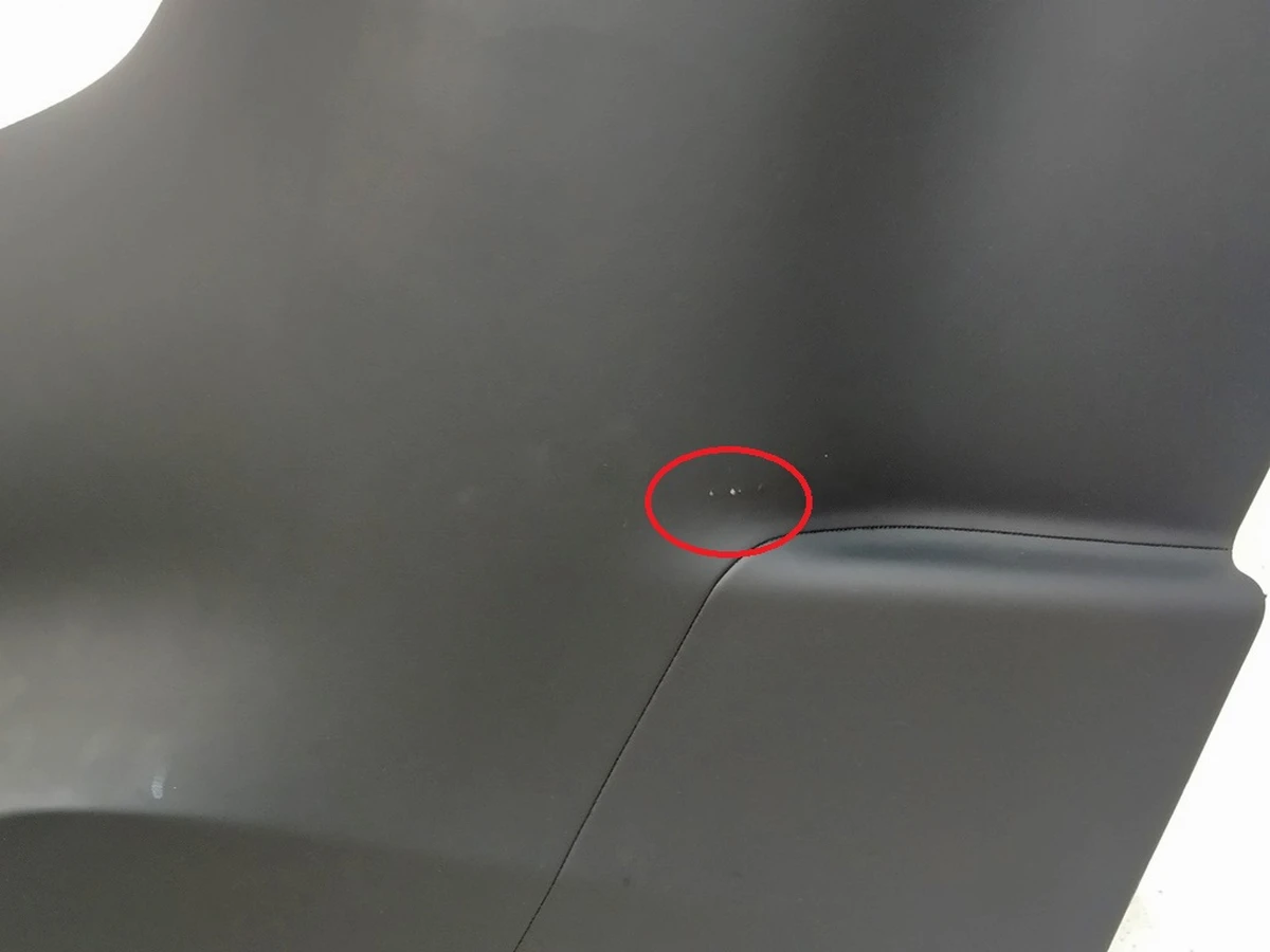 1 Облицювання стійки С права вживана Tesla model X 1073290-90-D