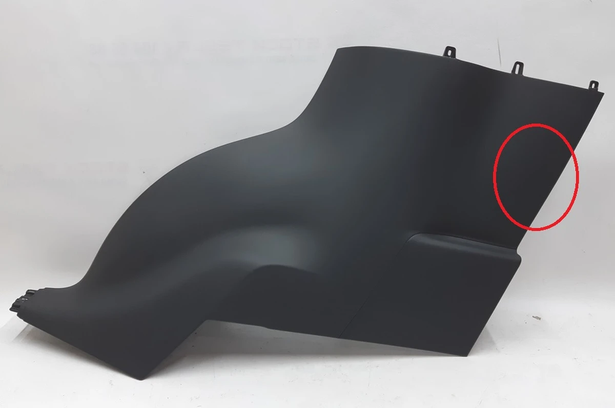 1 Облицовка стойки С правая Б/У Tesla Model X 1073290-00-E