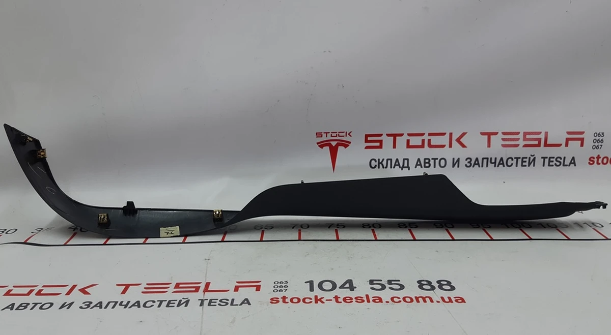 7 Панель багажного отделения левая пластик Tesla model X 1073292-00-E