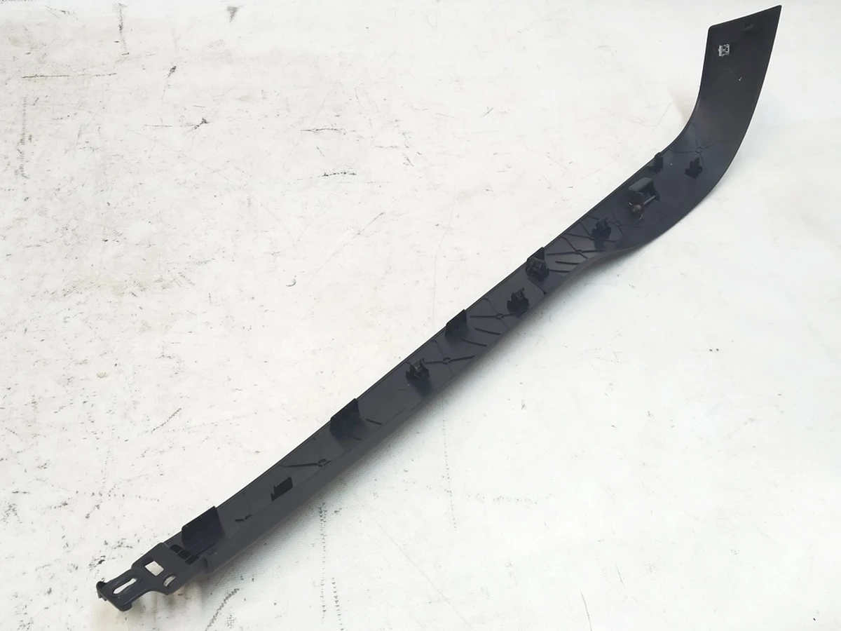 8 Панель багажного отделения правая пластик Б/У Tesla Model X 1073294-00-E