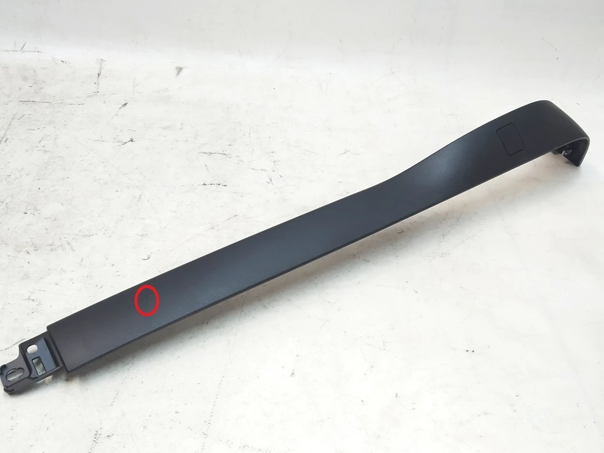 8 Панель багажного отделения правая пластик Б/У Tesla Model X 1073294-00-E