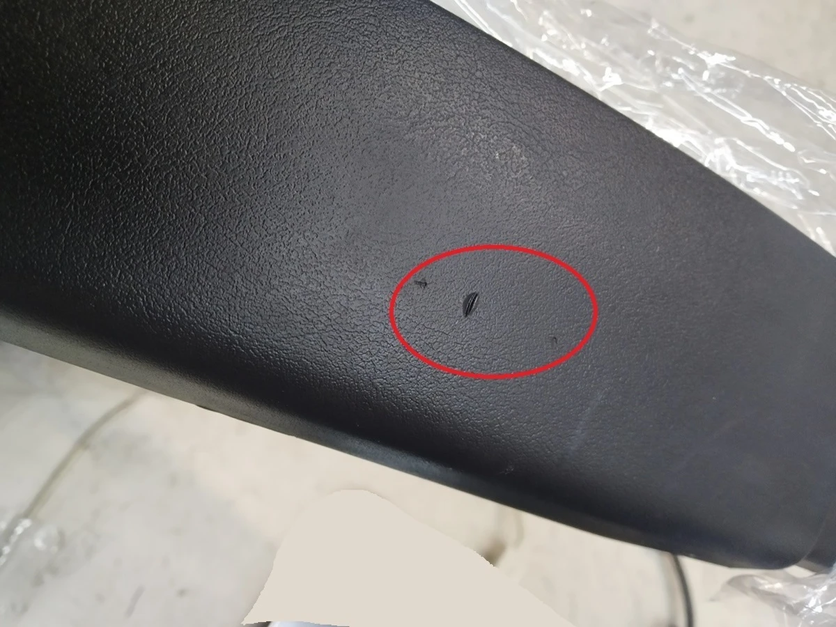 8 Панель багажного отделения правая пластик Б/У Tesla Model X 1073294-00-E