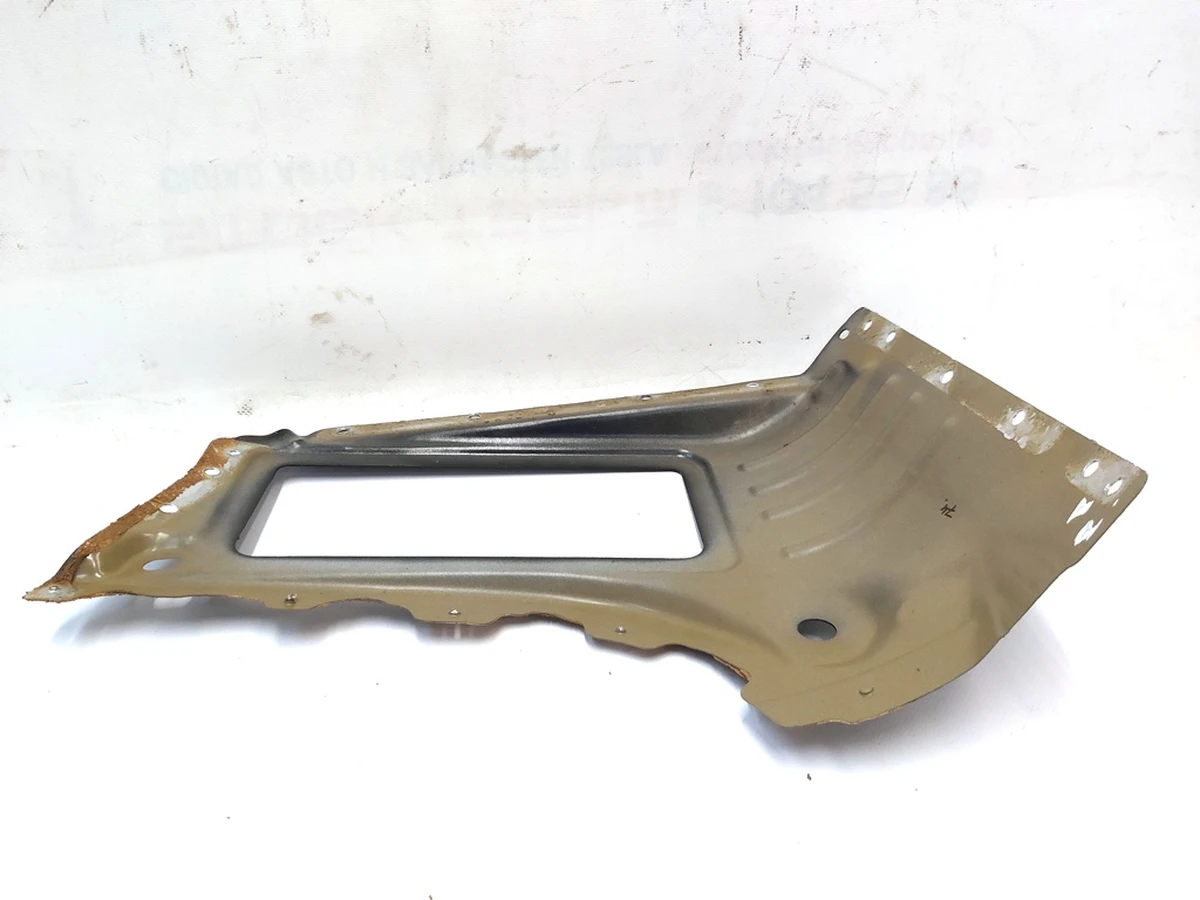 6 Четверть задняя левая панель вентиляционного клапана Tesla model 3 1109299-S0-A