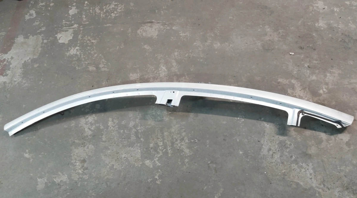 Кузов ліворуч верхня частина (банан) PPSW Tesla Model 3 1073707-S0-A