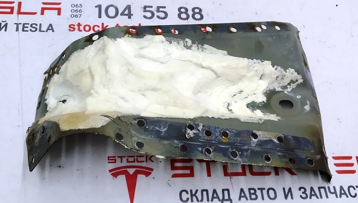 31 Quarter front left side member reinforcement upper Tesla model 3 1075945-S0-A