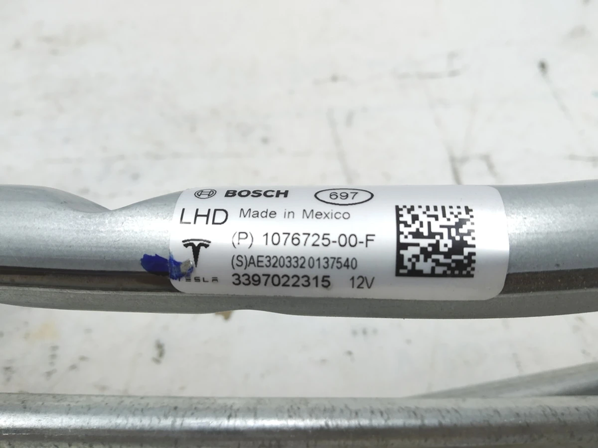 1 Tesla model 3 wiper mechanism 1076725-00-F