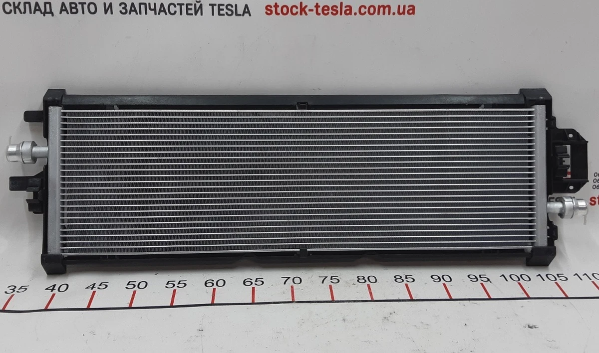 1 Радиатор охлаждения основной NEW Tesla model 3 1077082-00-C