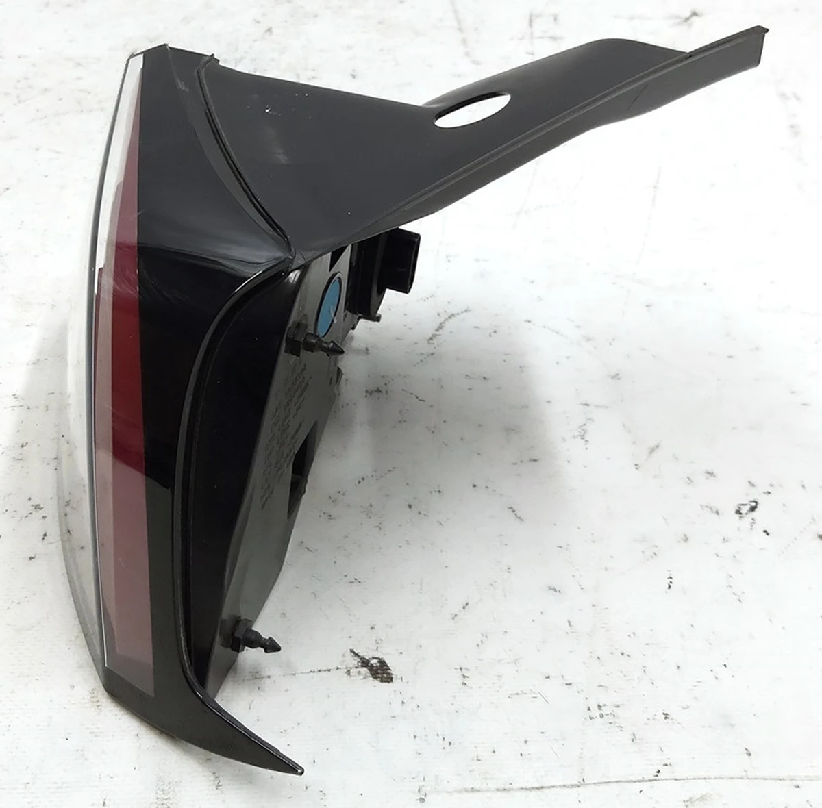 2 Фонарь правый наружный (USA) Tesla model 3 model Y 1077398-00-F