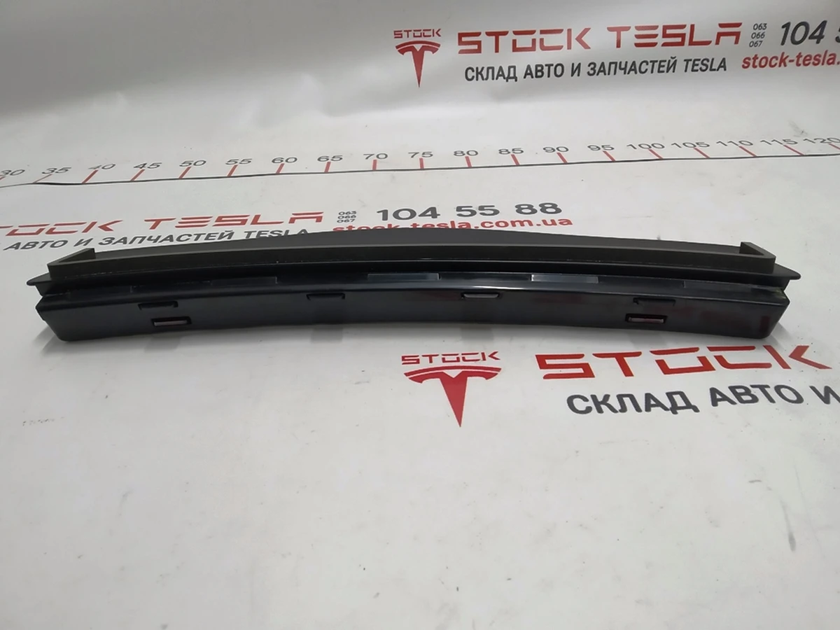 8 СТОП сигнал полки багажного отсека Tesla Model 3, Model 3 Jan 20243 1077405-00-F