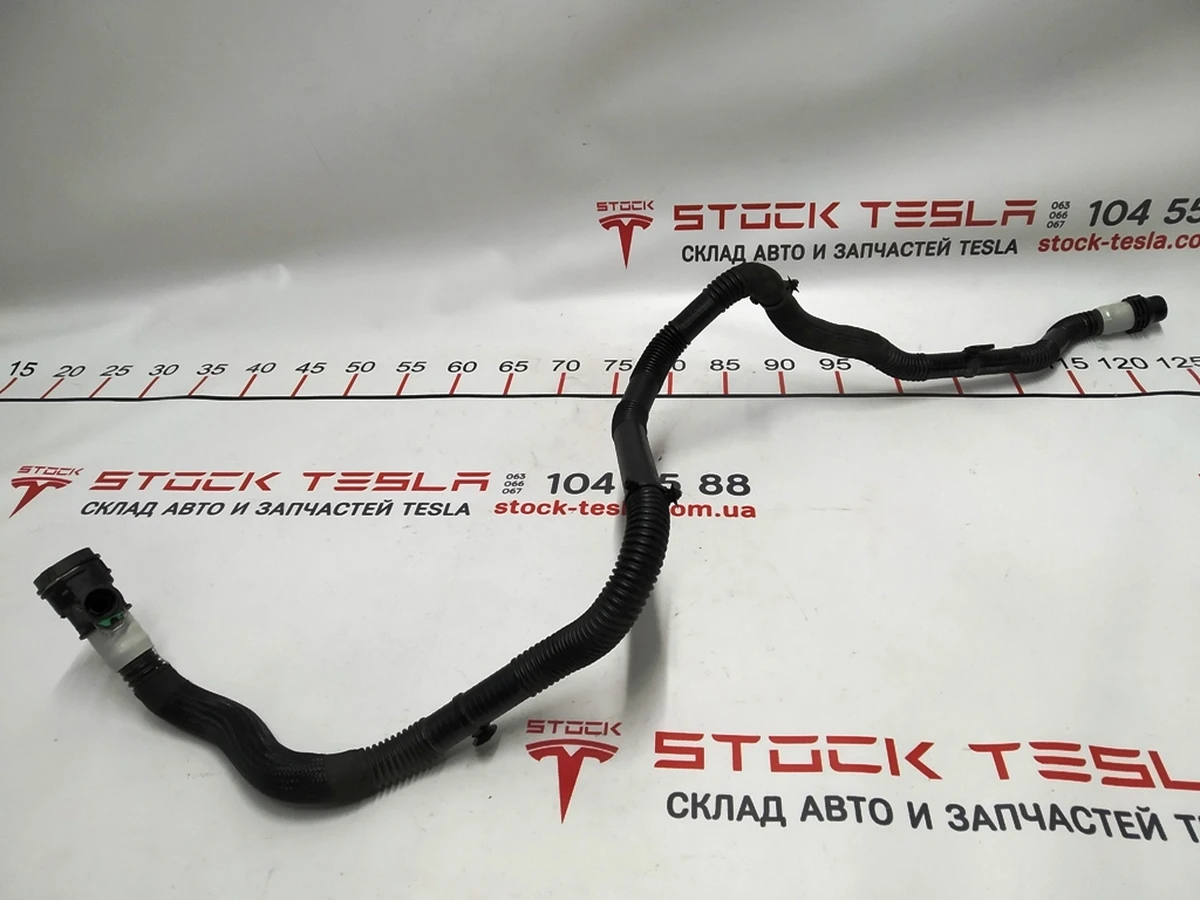 5 Патрубок системи охолодження основної батареї RWD Tesla model 3 1077592-77-F