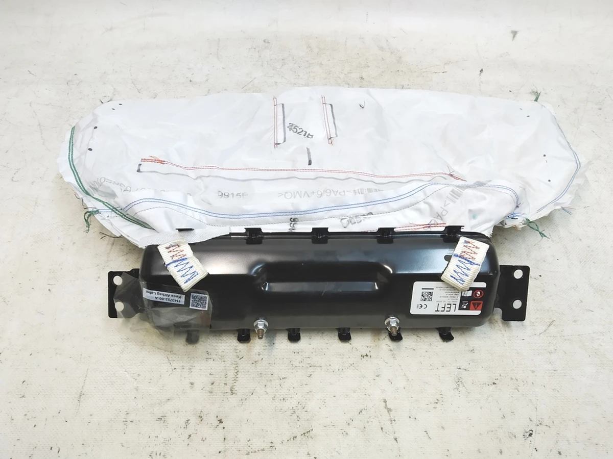 2 Подушка безопасности водителя колени под восстановление Tesla model 3, model Y  1077825-00-D