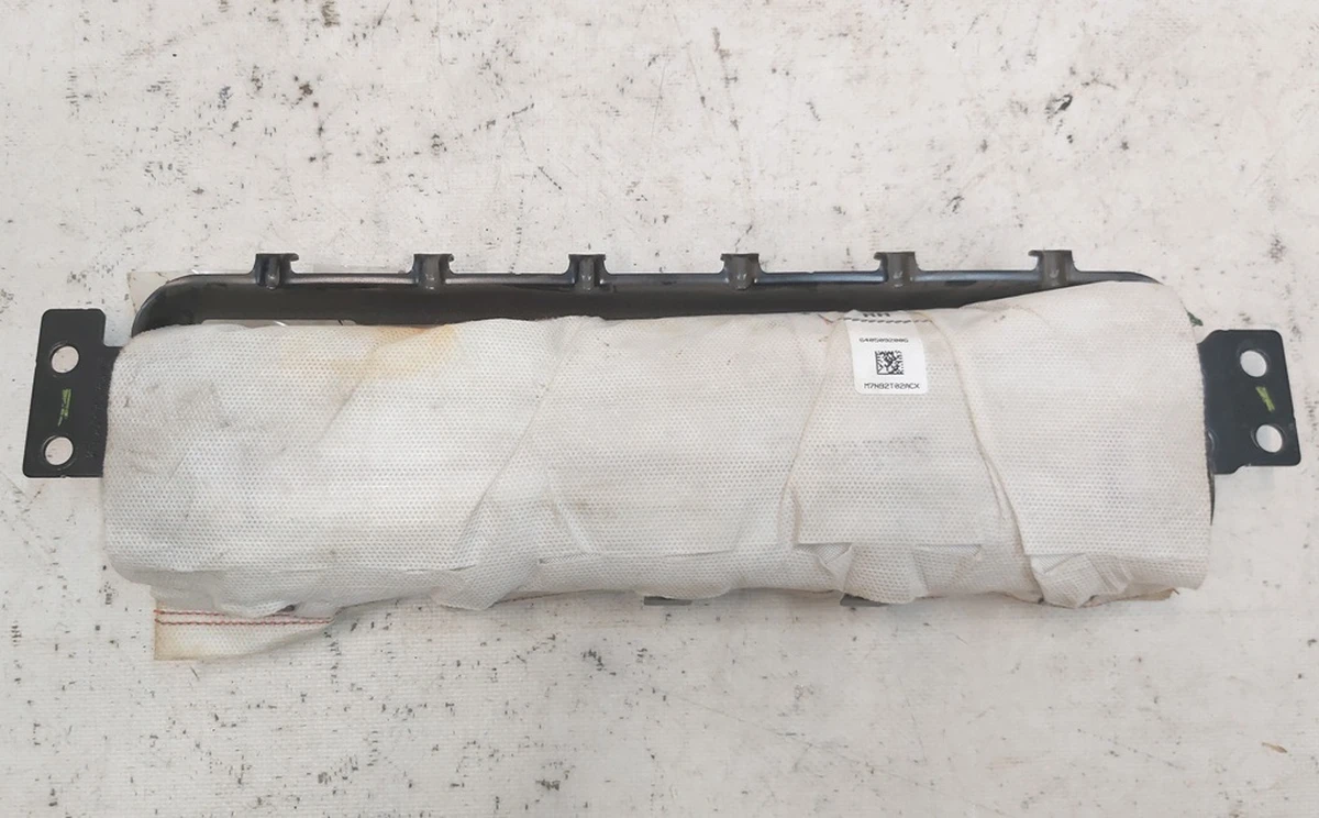 4 M3/MS/- KAB A/B, RH for restoration Tesla model 3, model Y 1077826-00-D