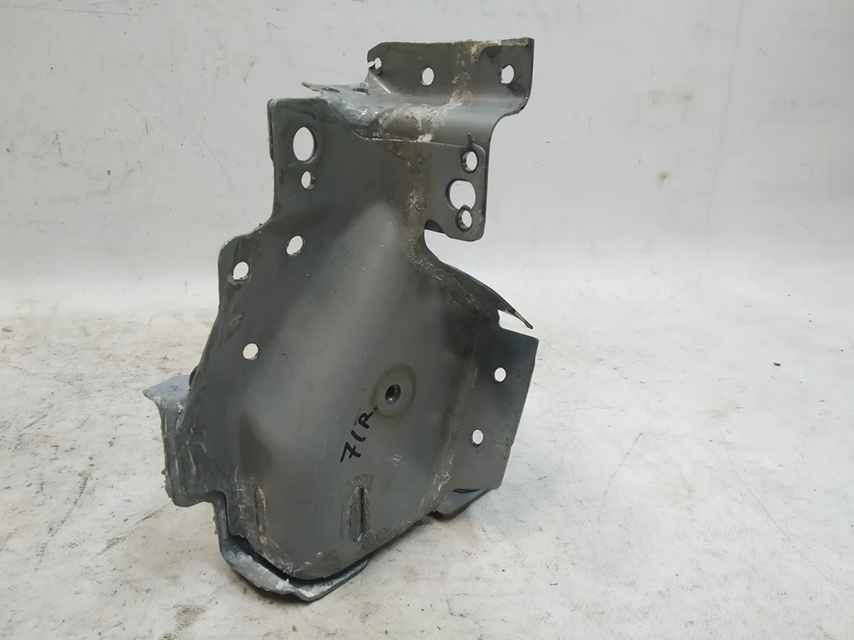 47 ASY, FRT SUBFRAME MOUNT REAR, RH Tesla model 3, model Y 1078112-S0-G