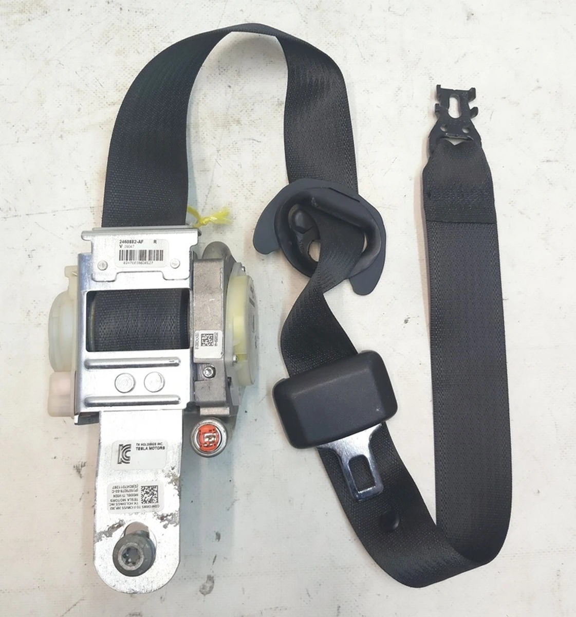 2 Ремінь безпеки передній пасажирський Tesla model S REST 1079278