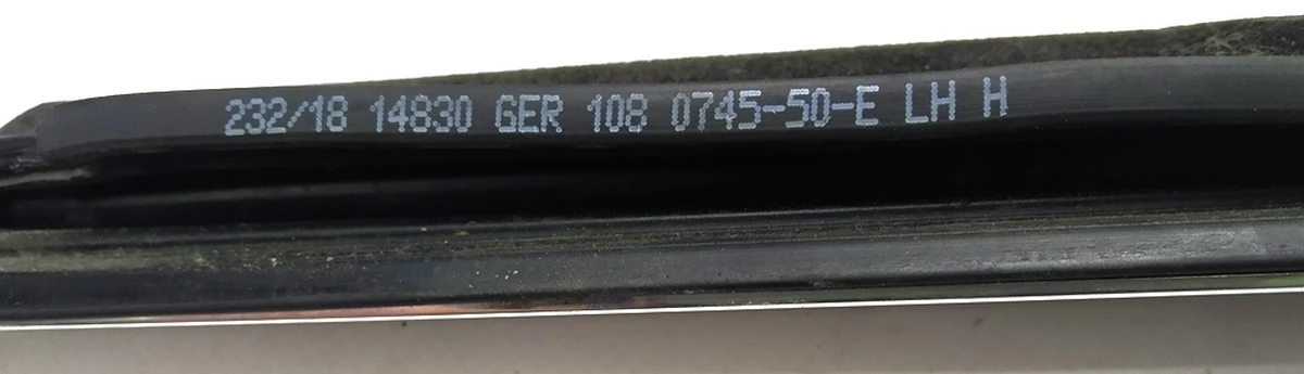 2 Молдинг наружный двери задней левой хром Tesla model 3 1080745-99-G