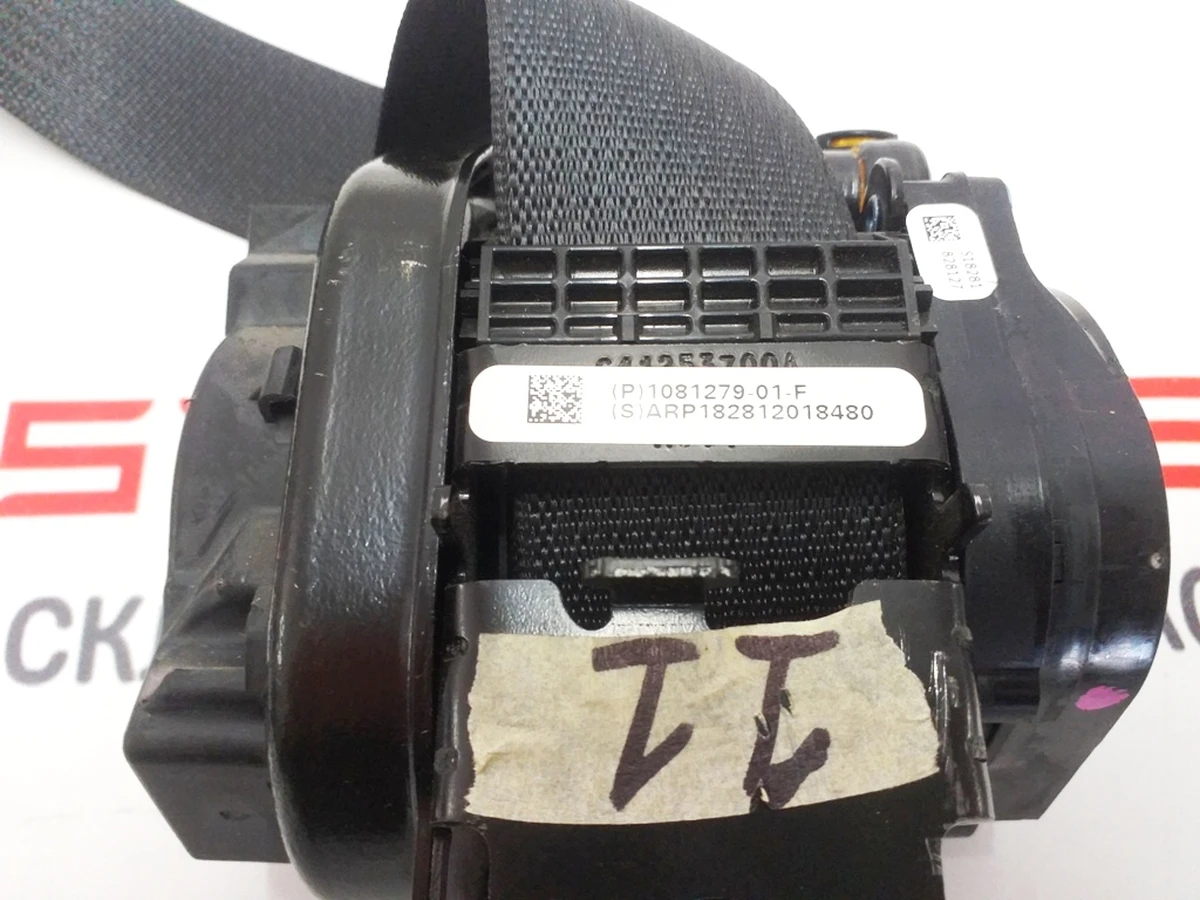 2 Ремень безопасности передний правый (пассажирский) (с повреждением) (BLK) Tesla model 3 1081279-01-G