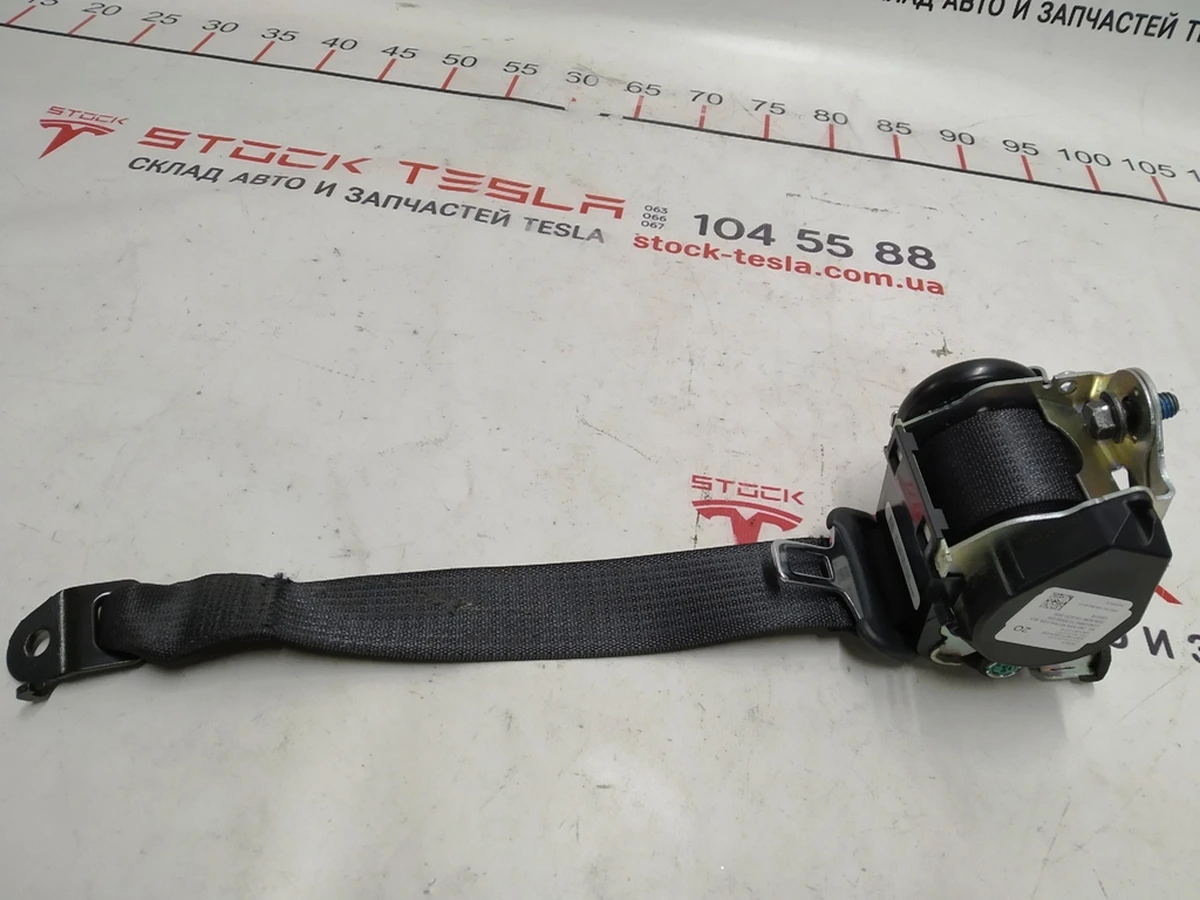1 Ремень безопасности 2-го ряда сидений левый правый (BLK) Tesla model 3 1081281-01-F