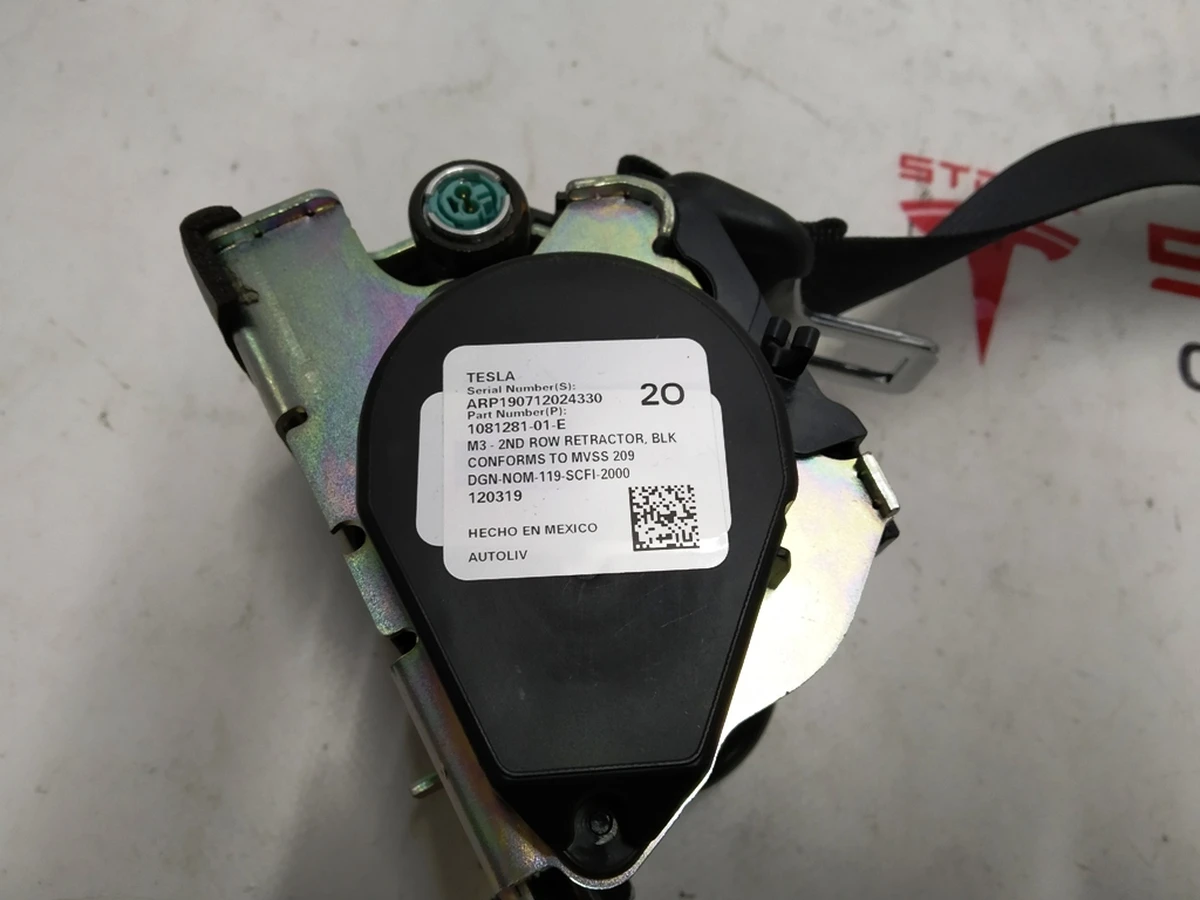 1 Ремень безопасности 2-го ряда сидений левый правый (BLK) Tesla model 3 1081281-01-F