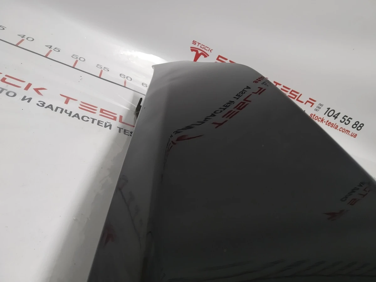 2 Крило переднє праве (з пошкодженням) Tesla model 3 1081400-01-D