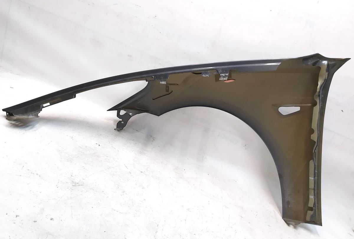2 Крыло переднее правое MIDNIGHT SILVER METALLIC-PMNG Tesla model 3 1081400-12-D