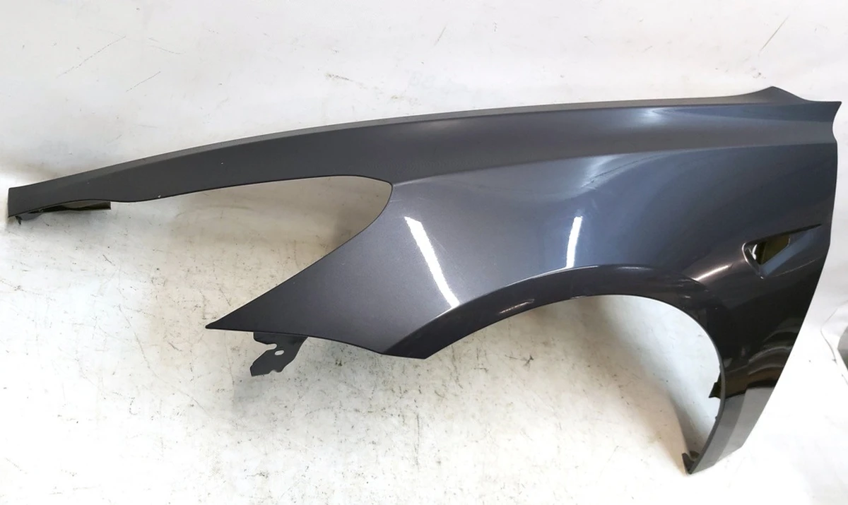 1 FENDER ASSY, RH, MODEL 3, MIDNIGHT SILVER METALLIC-PMNG damaged Tesla model 3 1081401-12-D