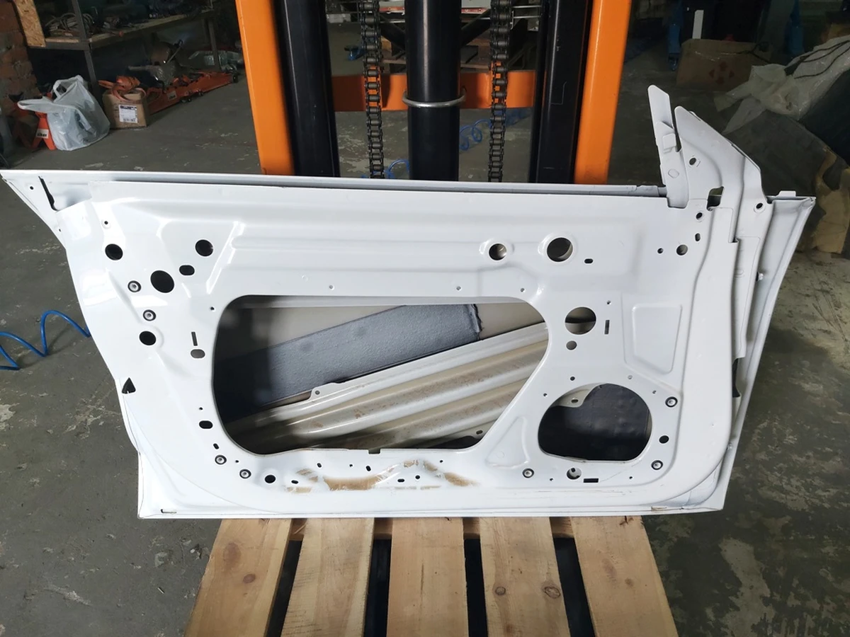 3 Двері передні ліві (метал) PPSW Tesla model 3 1081421-E0-C