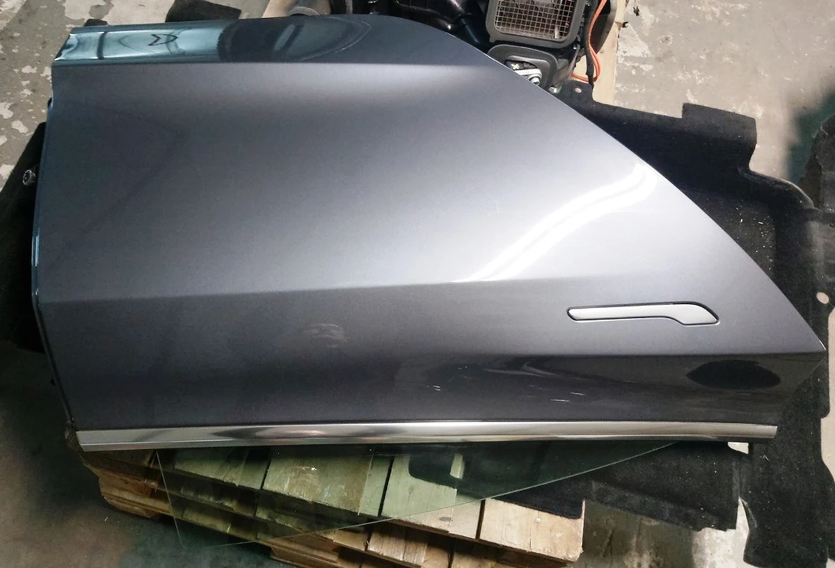 7 Rear right door assembly PMNG Tesla model 3 1081440-E0-C