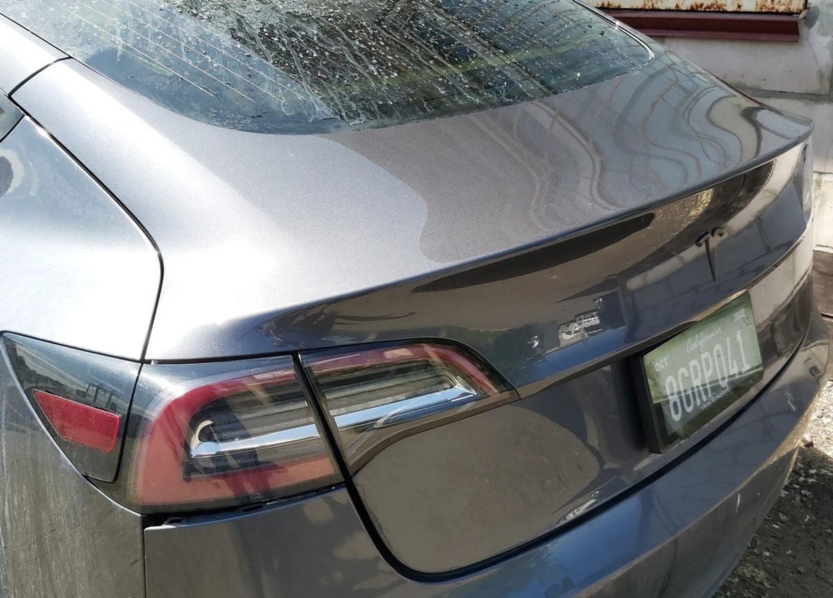 11 Крышка багажника (ляда) металл PMNG Tesla model 3 1081460-12-D