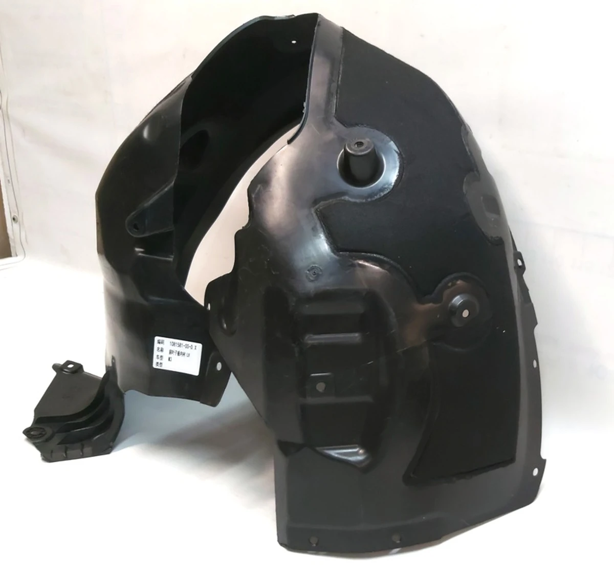 1 WHEEL LINER, FR Tesla model 3 1081581-00-D